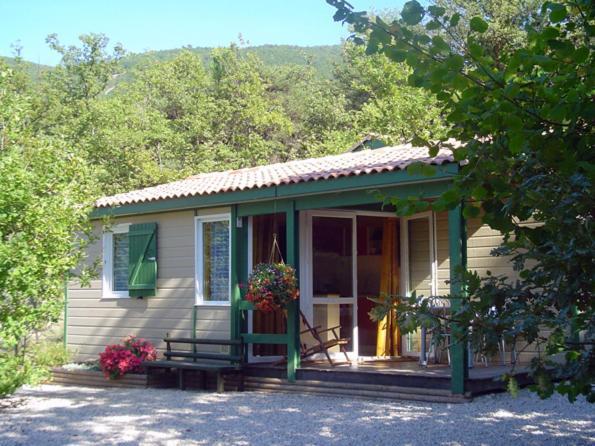 La Drugere - Gites Et Roulottes Nyons Exterior photo